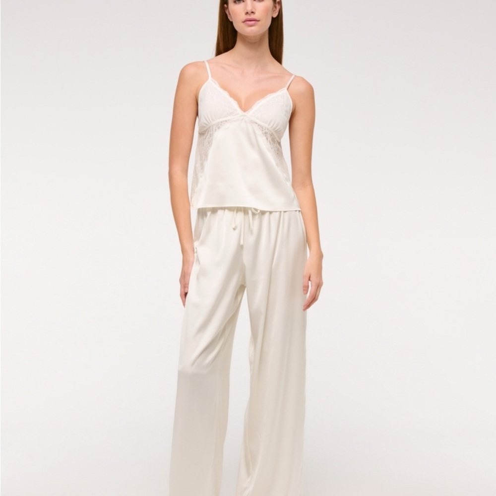 Brand new Abercrombie & Fitch Ivory Pajama Set